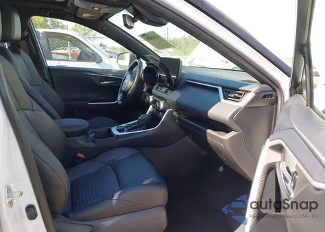 2024 Toyota Rav4 Hybrid Xse from USA, damaged, VIN 4T3E6RFV4RU169653